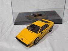 1/43 Autoart Lotus Esprit Turbo picture