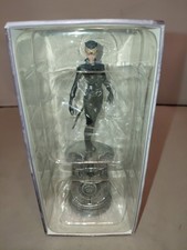 DC Chess Figure Collection Catwoman (Queen) Chess Piece Only w/ Box picture