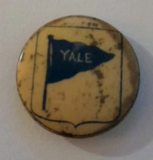 Yale University Pinback Button Blue Flag Alumni Pin Old Late 19th Century picture