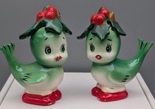 Vintage Lefton Japan Christmas Bird SaltPepper Shakers Holly Anthropomorphic HTF picture