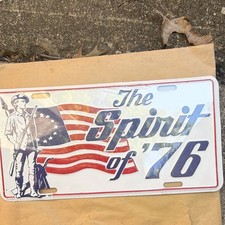 Vintage 1976 Decorative Novelty License Plate Car Tag picture