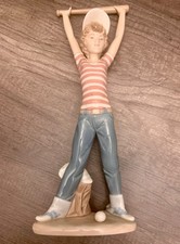 Vintage LLANDRÓ 5289 Little Leaguer Exercising Baseball Player Figurine 12.5