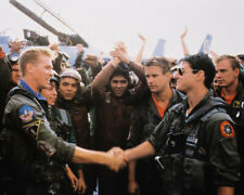 TOP GUN iconic moment Tom Cruise Val Kilmer shake hands Maverick ICE 8x10 photo picture
