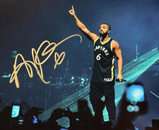 DRAKE Signed 8x10