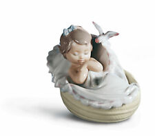LLADRO COMFORTING DREAMS BRAND NEW IN BOX #6710 BABY GIRL IN BASKET NEWBORN F/SH picture