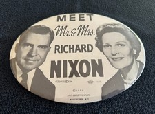 MEET MR. & MRS. RICHARD NIXON 1960 JUGATE PHOTO BUTTON -- RARE -- picture