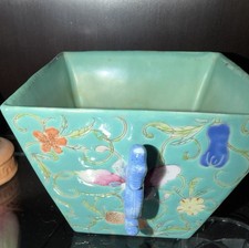 Beautiful hand-painted Chinese vase, late 1800’s picture