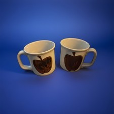 Set Of 2 Vintage Mid 1970’s Lauffer Made In Japan Hand Crafted Apple Mugs picture