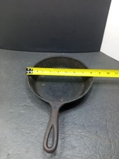 ❤️ Vintage Black Cast Iron No. 5 / 8