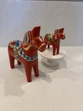 Vintage 2 Hand Painted 8” Akta Dalahemslojd & Niles Swedish Dala Horse picture