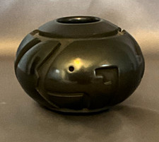 Santa Clara black carved pottery picture