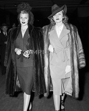 1941 Rita Hayworth and Marlene Dietrich CANDID PHOTO (215-S ) picture