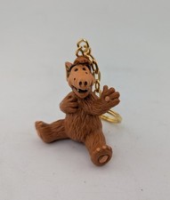Vintage VTG Russ 1988 Keychain ALF TV Show Sitting picture