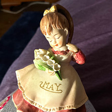 VTG Geo Z Lefton May Birthday Girl Figurine Holding Flowers KW4200 Hand Painted picture