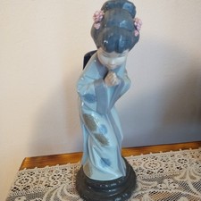 Vintage SAYONARA Lladro #4989 Glossy - Retired - No Box picture