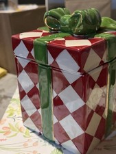 Waterford Holiday Heirlooms Argyle Present Ceramic Candy Jar 1-800-Flowers picture