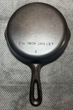 Vintage Unmarked Wagner Cast Iron 6 1/2 inch skillet - #3 picture