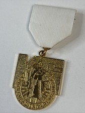 VTG 1998 Hawaii Kings Guard Drill Team Award Medal Waikiki ~ RARE ~ READ DESC  picture