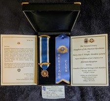 Daughters Of The American Revolution JE CALDWELL Pin Heritage Club Ribbon +More picture