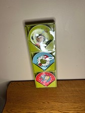 Dr. Seuss The Grinch Max Cindy Lou Christmas 3 5 Inch Decorative Plate Set new picture