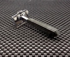 Vintage GEM Feather Weight Single Edge Safety Razor Stunning & Clean picture