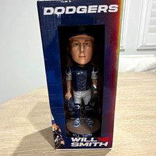 Los Angeles Dodgers Will Smith #16 Figurine MLB Baseball MPN 2303-3264-1019 picture