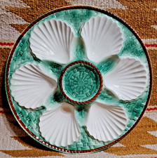 BEAUTIFUL Antique 1920s French Longchamp Basketweave Oyster Plate Green & White picture