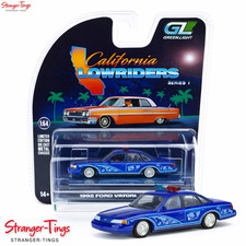 Greenlight 1/64 California Lowriders Series Ford Crown Victoria 1992 picture