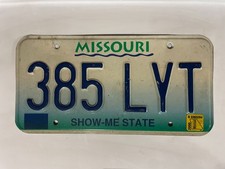 Missouri License Plate 2000 385 LYT picture