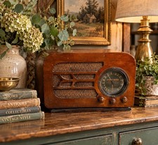 1937 Stewart Warner 1671 Antique Tube Radio Art Deco Wood Cabinet Tabletop picture