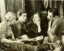Anthony Perkins, Marjorie Durant, Frances Farwell, Edna Skinner 8x10 Photo picture