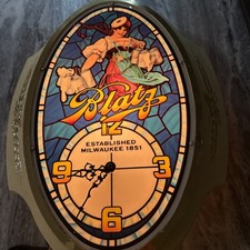 VINTAGE 1985 BLATZ BEER “Valerie” Cameo LIGHTUP Sign with CLOCK that WORKS picture