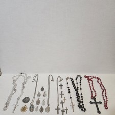 Lot Vintage Catholic Religious Jewelry Rosaries Crosses Medals Crucifixes picture