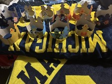 Burger King Crowns Set Of 10 NEW picture