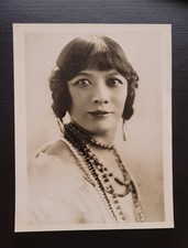 Antique photograph original period image China Rose Quong 1931 photo Chinese picture