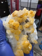 Golden Healer Raw Specimen on UV Reactive Calcite 874g (1LB. 14 9oz) Brazil picture