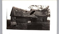 PIONEER LOG CABIN c1910 real photo postcard rppc crude dwelling barbed wire picture