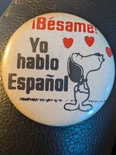 RARE Vintage Peanuts Snoopy Pinback Button White French Kiss Me 2 1/4 inch picture