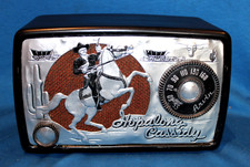 VINTAGE HOPALONG CASSIDY RADIO BY ARVIN - 1950s - OUTSTANDING CONDITION & WORKS picture