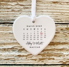 Personalize Married Ornament , Wedding Gift , Wedding Date , Anniversary picture