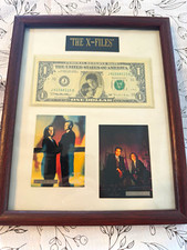 X-Files 1995 Framed Display w/ Novelty $1 Bill & 2 Photo Cards. 11x9 frame picture