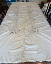 Vtg Large Madeira style Ecru embroidered cutwork tablecloth 64