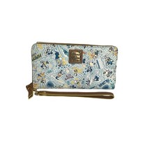Dooney & Bourke Disney Aulani Character Experience 2021 Wristlet Mickey Hawaii picture
