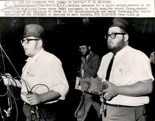 LG978 '64 Wire Photo BROOKLYN NEW YORK CITIZEN'S VIGILANTE FORCE RADIO EQUIPMENT picture