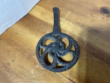 ANTIQUE Signed 19TH C. CAST IRON TRIVET 3-Leg POT Stand PRIMITIVE PROP REENACTOR picture