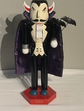 Retired 2009 Halloween Devil Vampire Motion Bat Wooden Nut Cracker 14