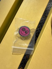 Harry Styles Exclusive Pop-up Store Pin Together Together 10/10 Pink Smiley NYC picture