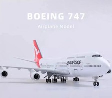 New Die-Cast 1:140 Qantas Airlines Boeing B747 Airplane Model picture