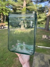 DELCO-LIGHT Exide IRONCLAD - GLASS BATTERY JAR / HOLDER-Mint -No Cracks picture