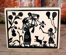 Day of the Dead Handmade Lacquer Box Skeleton Mom & Kids Olinalá Mexico Folk Art picture